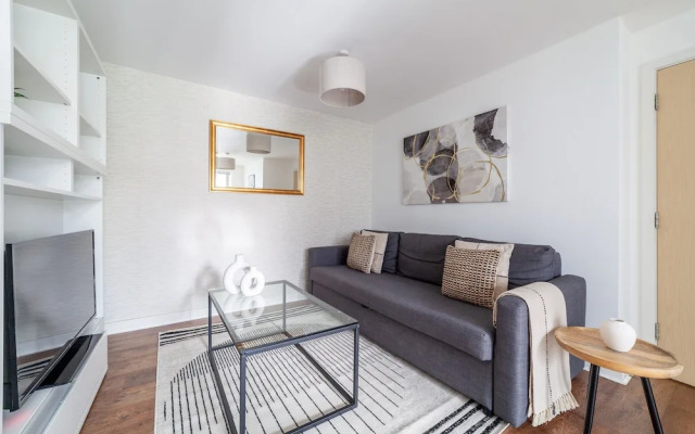 The Whitecross Street Apartment