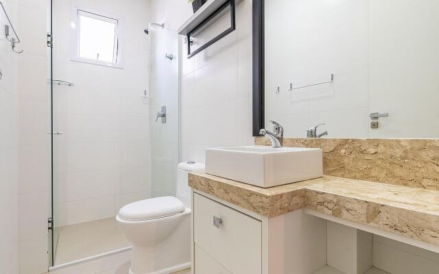 Edifício Costa Brava em Canto Grande Bombinhas