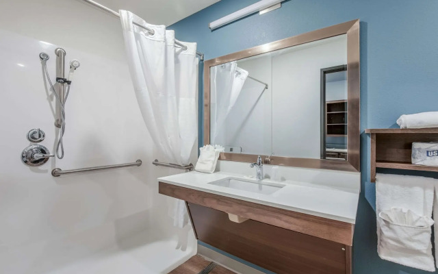 WoodSpring Suites Chicago Midway