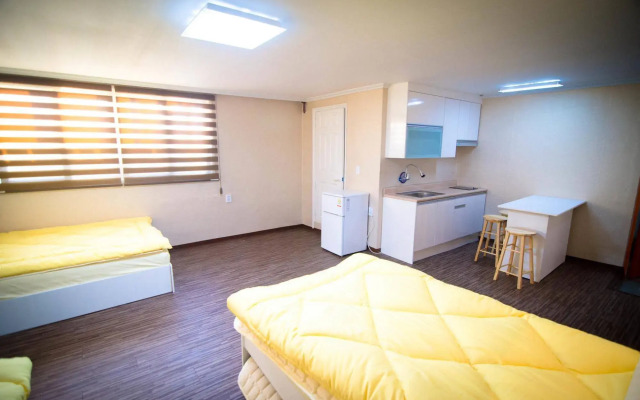 YaKorea Hostel Hongdae