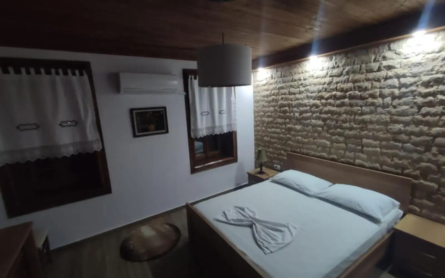 Eni entire guesthouse