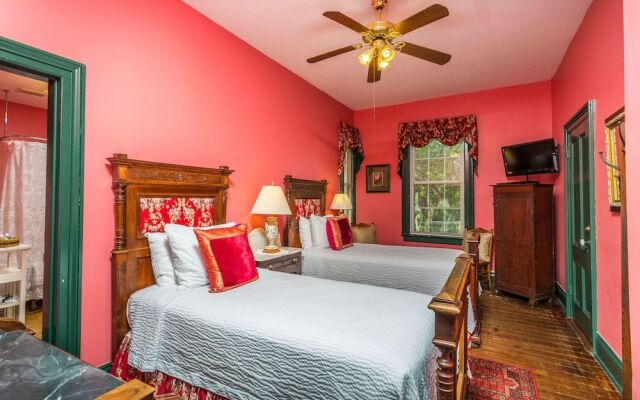 Spencer House Inn Bed & Breakfast