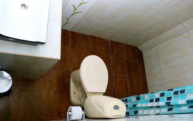 2 Bedroom Apartment 2c19 With Pool