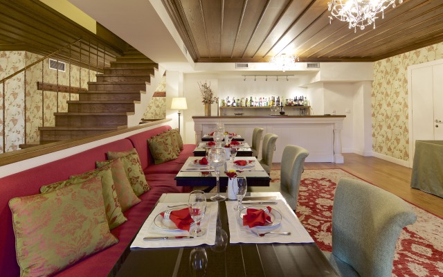 Zagori Suites Luxury Residences