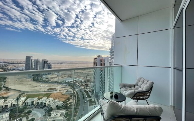 Damac Hills Studio with City View