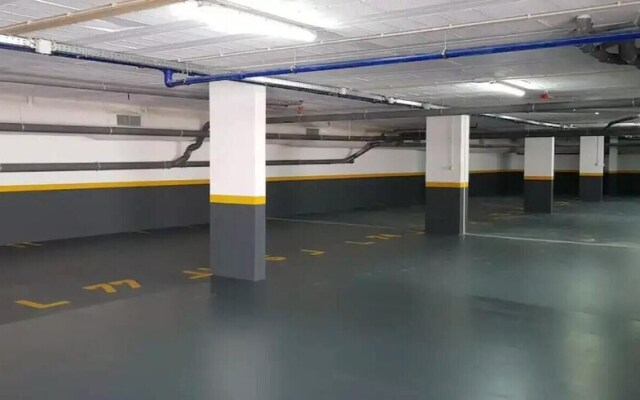 1 Bed Apartment Sleeps 4 With Pool