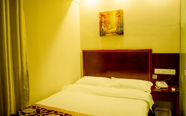 GreenTree Business Hotel (Xi'an Ancient City Wall Wulukou Subway Station) – Guest Rooms – Xi'an