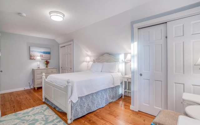 Cape Cod Hideaway