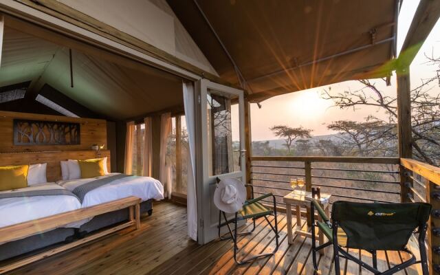 Ndhula Luxury Tented Lodge
