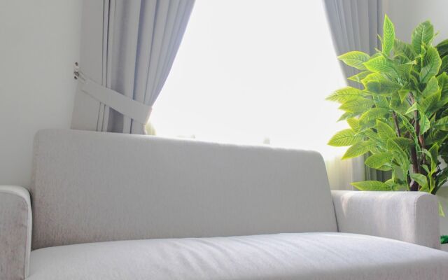 Cozy Living Studio Room At Urbantown Serpong Apartment