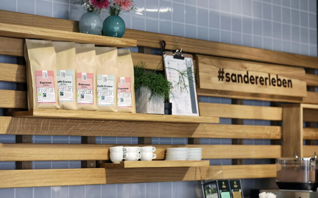 sander Hotel