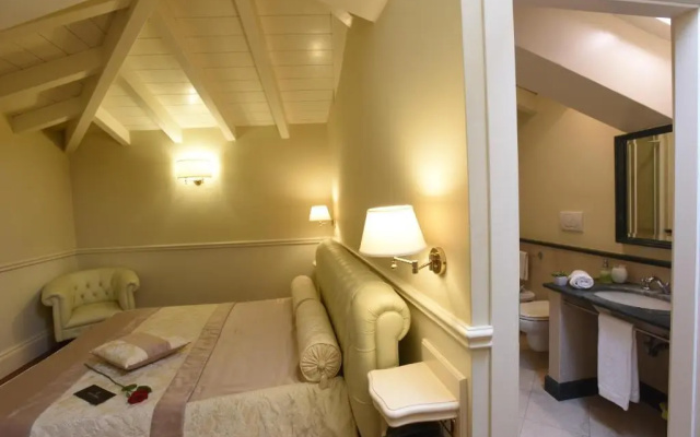 Suite Hotel Santa Chiara