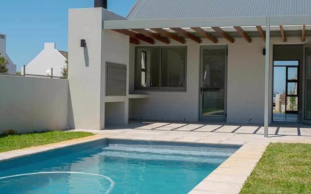 Fernkloof Fairways Villa