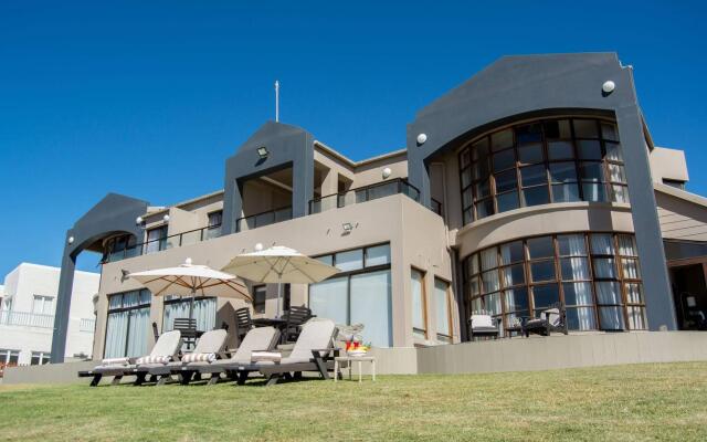 Bay Lodge on the Beach