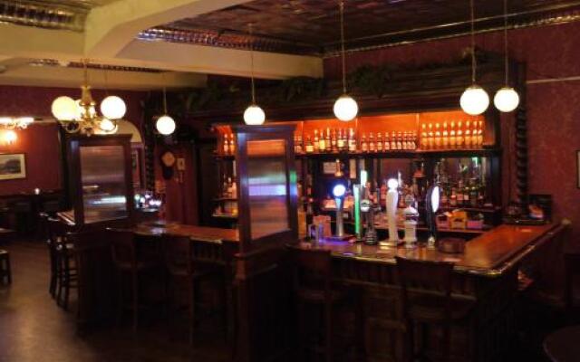 Hearns Hotel