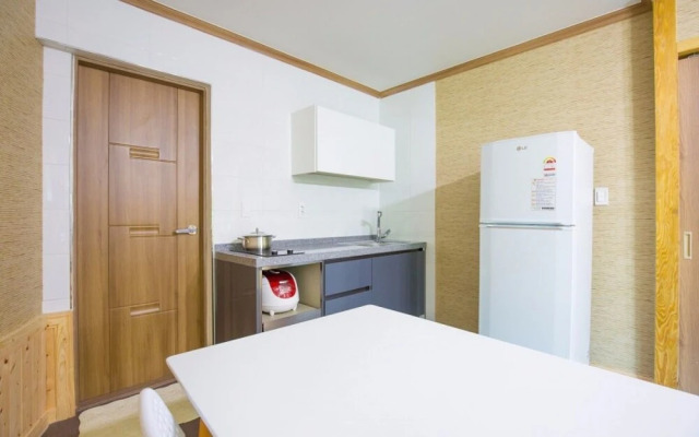 Gwangyang Feel Tourist House Pension