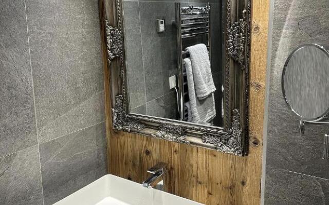 Chalet de l'Ours : 4 étoiles-spa-proche des pistes