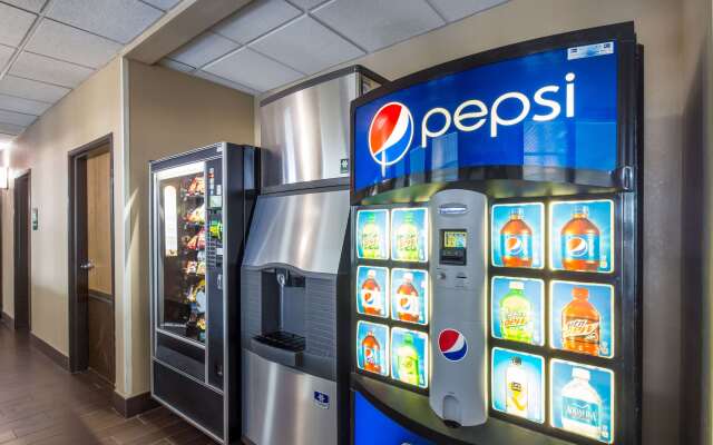 Quality Inn & Suites Green Bay - Ashwaubenon