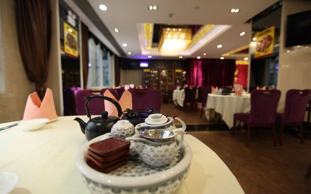Ying Ge Hai Holiday Hotel