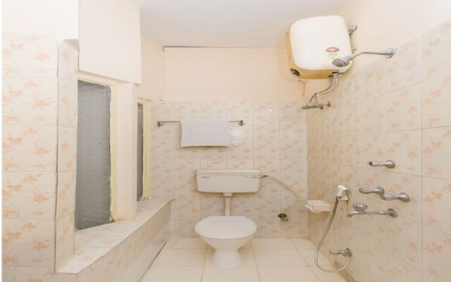 OYO 8998 Hotel Aayash
