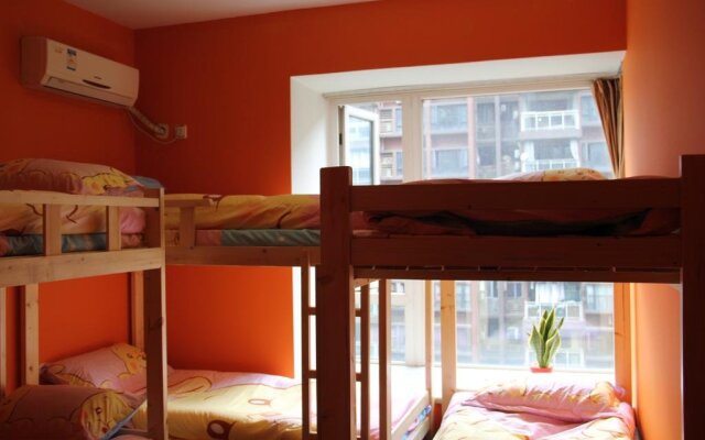Chongqing Romantic Youth Hostel