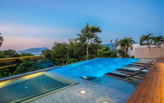 SeaView 3BR Apartment 812 in BluePoint