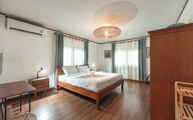 1BR Apt Poolside Near Yanui Beach V201