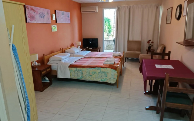 Rantzo Holiday Apartments