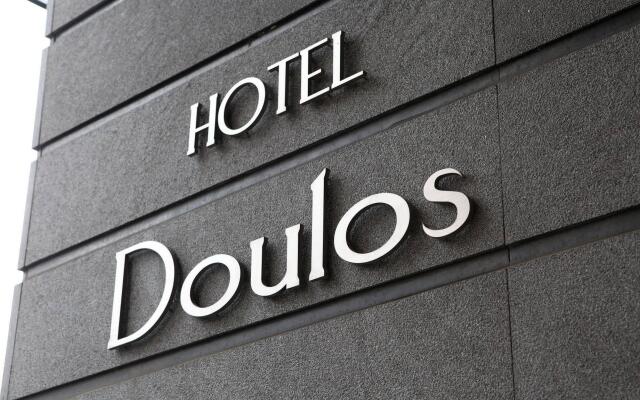 Doulos Hotel