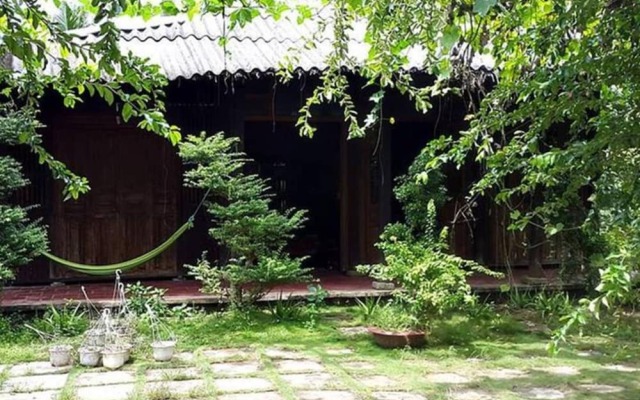 Peaceful Homestay in the Middle of Fruit Garden - Room With Public Restroom