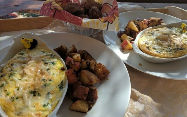 The Bluff on Whidbey B&B