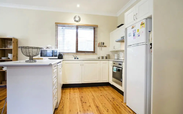 Gumview Cottage