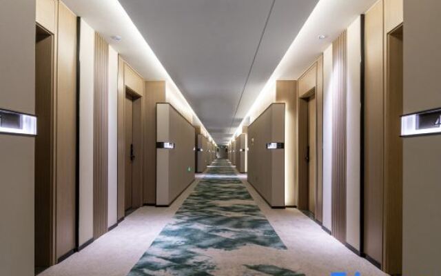 Peak Pai Intelligent Hotel