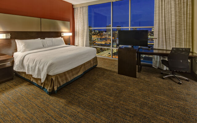 Residence Inn by Marriott Kansas City Downtown/ Convention