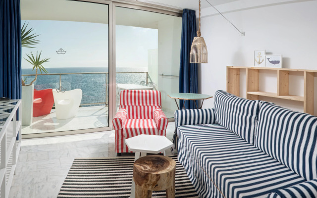 Marina Suites