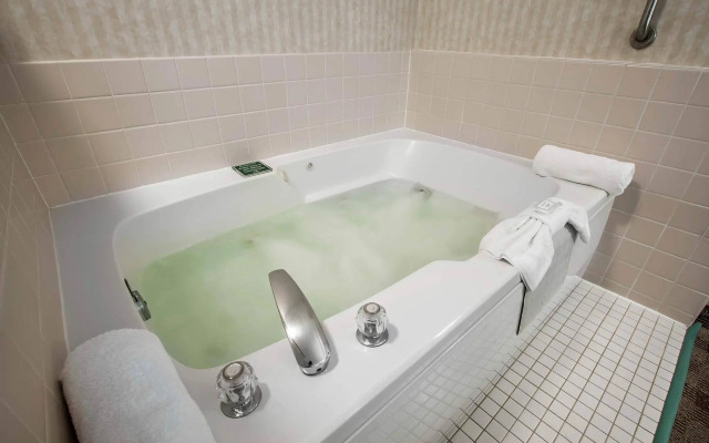Clarion Hotel Portland Airport