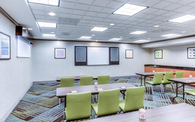 Holiday Inn Express Hotel & Suites Bethlehem by IHG