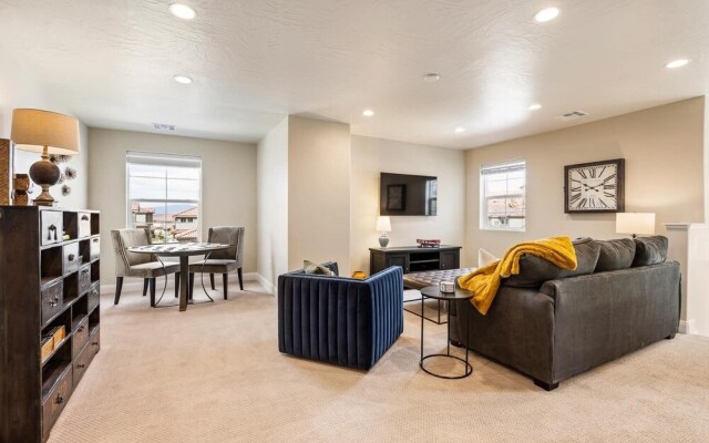 Black Rock Hills 5 Bedroom Home