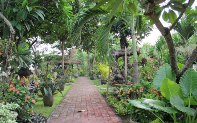 Gazebo Beach Hotel