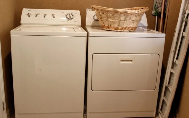 Sonoran Sun 3BR Deluxe SE 1007-v by Casago