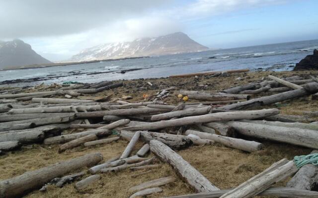 Urðartindur Guesthouse