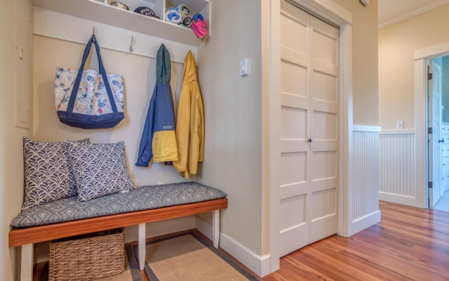 Ridge Retreat (MCA 442)