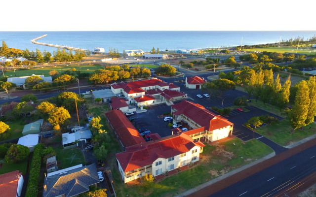 Esplanade Hotel Busselton
