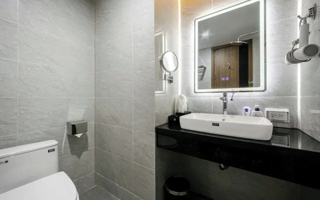 A25 Hotel - 21 Nghia Tan