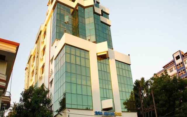 Royal Khattar Hotel