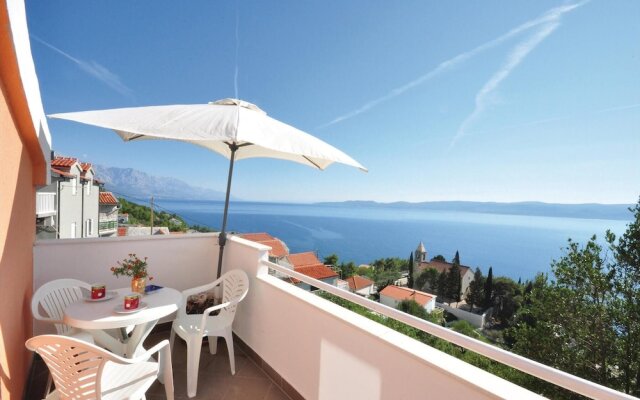 Awesome Home in Mimice With Wifi and 2 Bedrooms