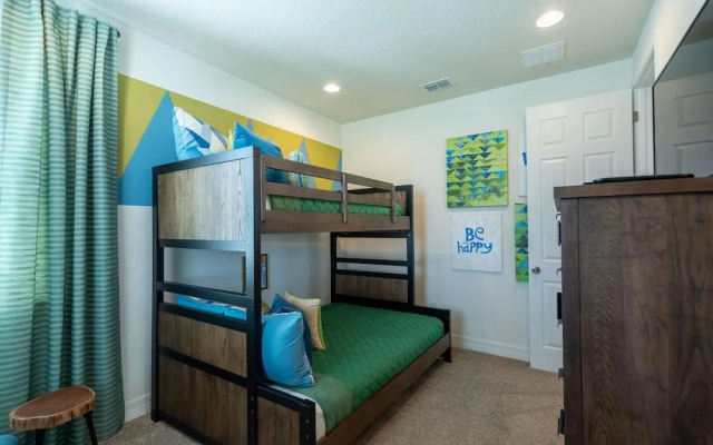 9002pct - Solara Resort