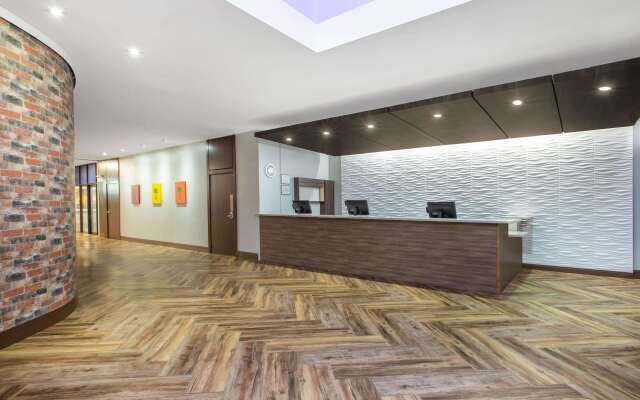 Ramada by Wyndham Tampa Westshore Airport South