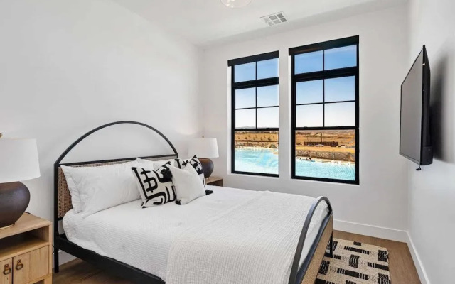 Playa Lucaya By Redawning