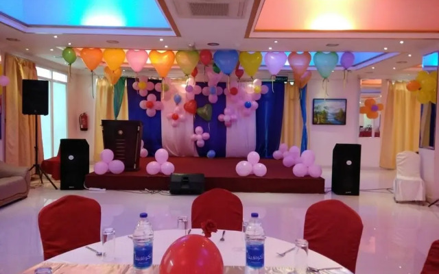 The Royal Garden Hotel